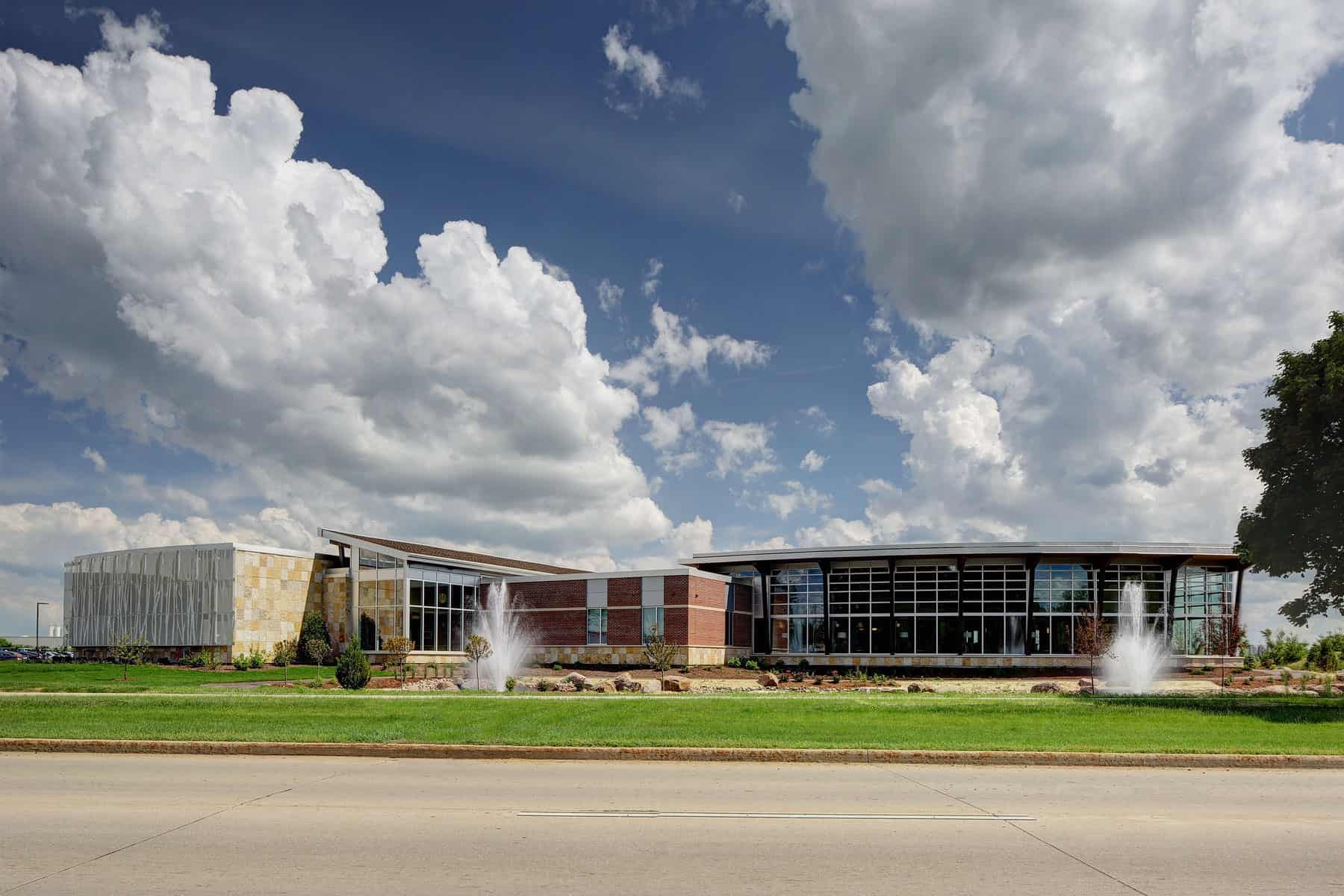 Beloit Health System Cancer Care Center Plunkett Raysich Architects LLP