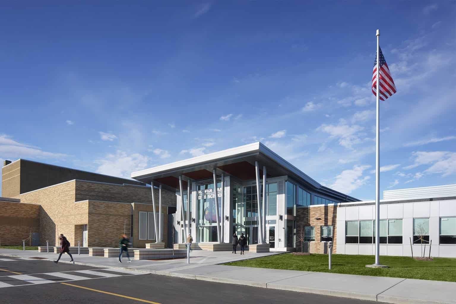 beaver-dam-high-school-plunkett-raysich-architects-llp