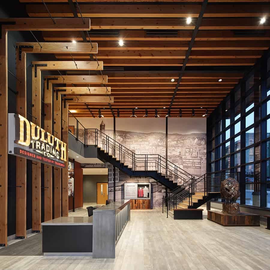 Duluth Trading Company Lobby that emphasizes the brand with use of materials