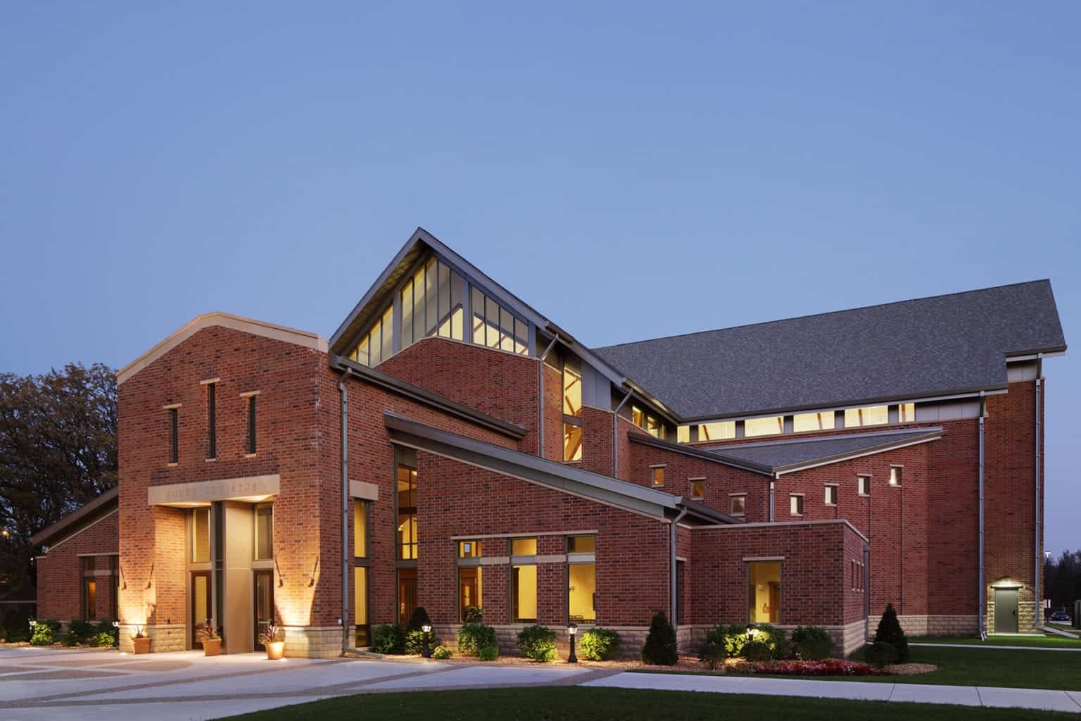 Martin luther college chapel wels plunkett raysich architects llp