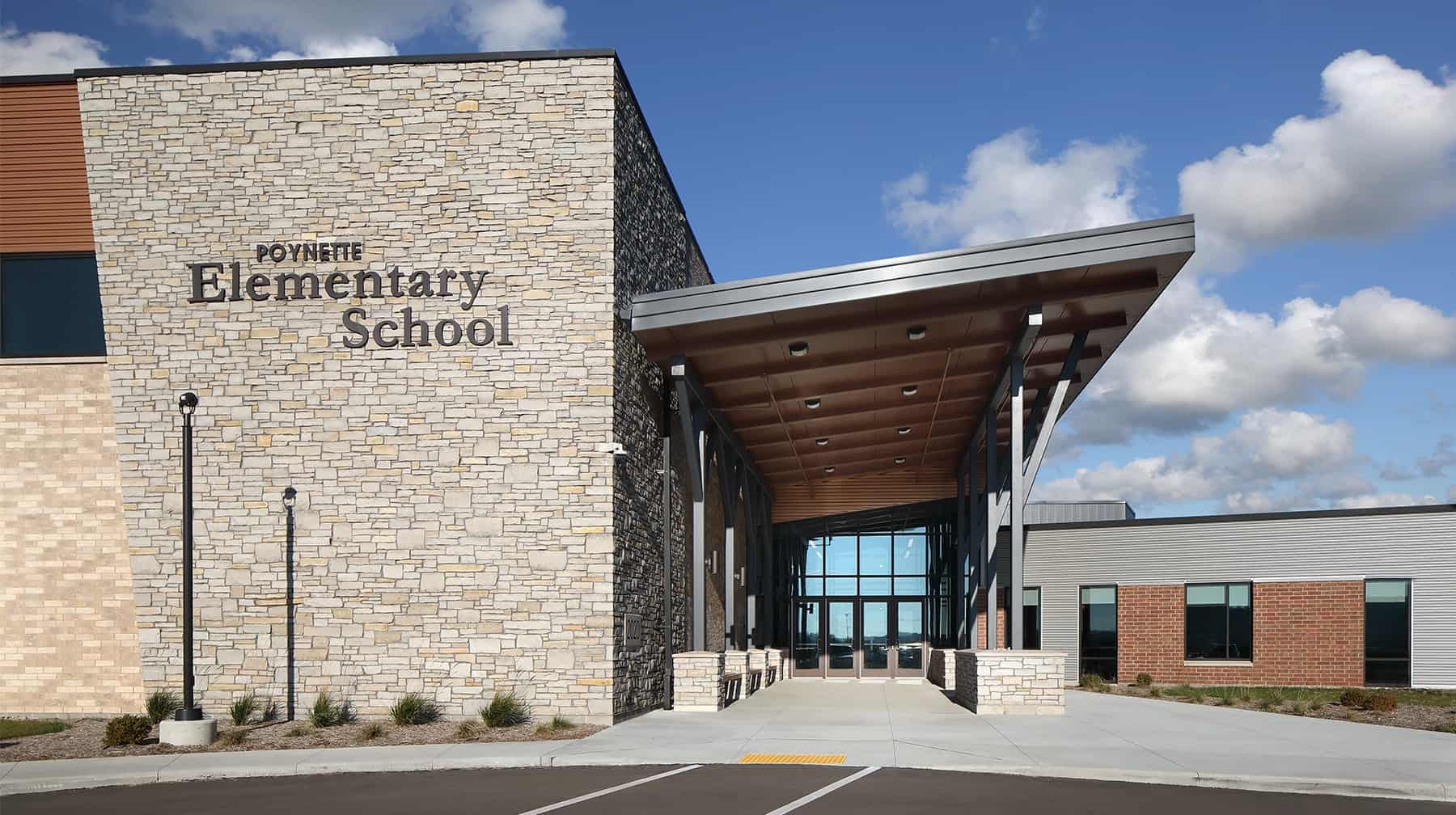 Poynette School District - Elementary School Exterior and Entrance
