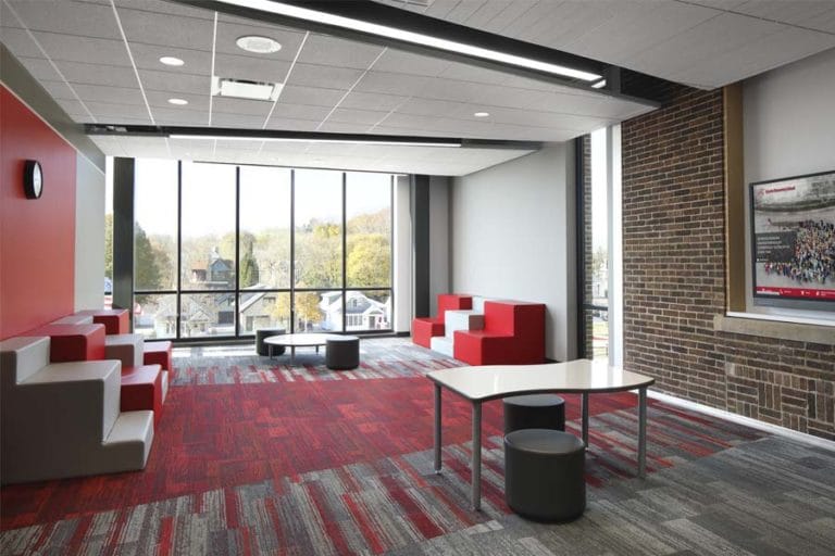 Lincoln Elementary School Breakout Space