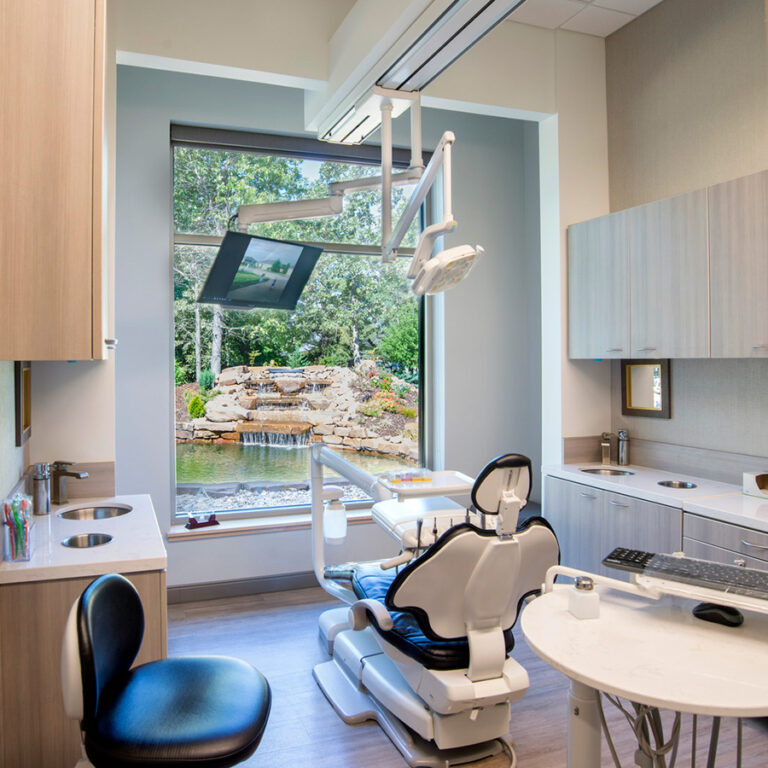 Grove Dental Associates Operatory